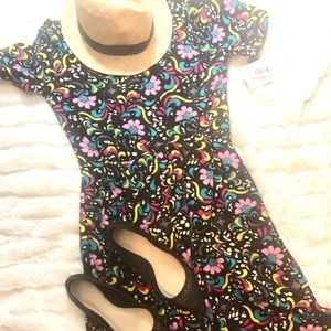 🆕 LuLaRoe Floral Amelia (NWT)